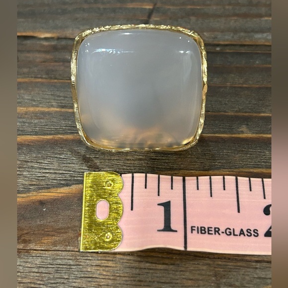 Milky Quartz & Bronze Statement Ring     Sz 7 - Picture 6 of 9